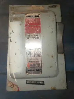 SAFETY SWITCH ELECTRICAL