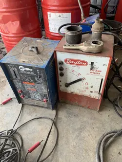 3Z562 295 AMP
