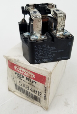 5X848E DAYTON POWER RELAY 30A 240V *NEXT DAY OPTION* NEW IN BOX
