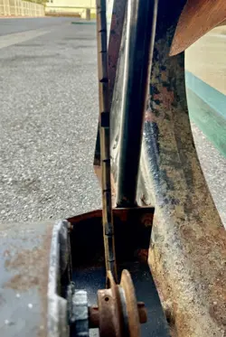 230V