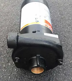 CENTRIFUGAL PUMP