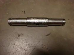 DAYTON PALLET JACK STEER WHEEL SHAFT 4YX97