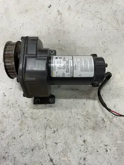 DAYTON 4Z531A 1/15HP DC GEARMOTOR