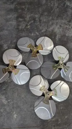 FAN 16 IN