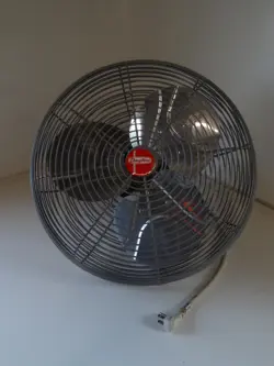 DAYTON STANDARD-DUTY INDUSTRIAL FAN 20