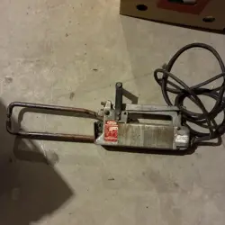 DAYTON PORTABLE SPOT WELDER, 110V, 1.5 KVA MODEL: 2Z543, USED WORKING