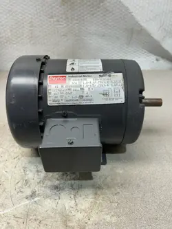 NEW NO BOX DAYTON AC MOTOR 3PH, 1/4HP 1725RPM, 208-230/460V-AC, 60/50HZ 2N863M