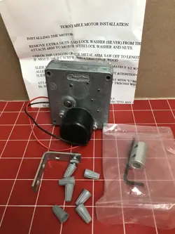 NOS DAYTON 2L003 PERMANENT MAGNET DC GEAR MOTOR 1/2800 HP 7196:1 RATIO