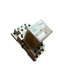 DAYTON 1EHW1 RELAY, 11 PIN, 120 VAC. WITH BASE