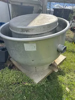 COMMERCIAL EXHAUST FAN WITH DAYTON 4HZ63BG MOTOR,1/2 HP,1650 RPM