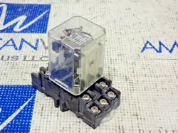 DAYTON 5X835F RELAY 120V WITH SOCKET BASE ALLEN BRADLEY 700-HN127