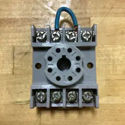 5X852F RELAY SOCKET