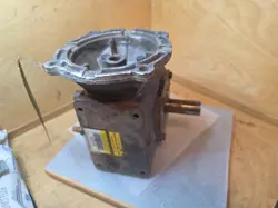 DAYTON SPEED REDUCER: 60:1, 29 RPM