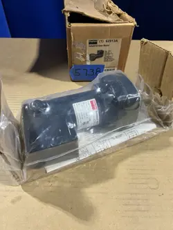 DAYTON 90V DC MOTOR MODEL 6Z913A _1/20HP NEW