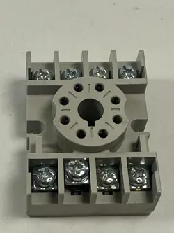 DAYTON 5X852N RELAY BASE 8-PIN 15A 300V - NEW FAST SHIP