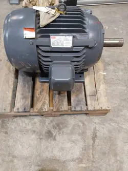 DAYTON 5N257 INDUSTRIAL MOTOR 15HP 1175RPM 208-230/460V 254T