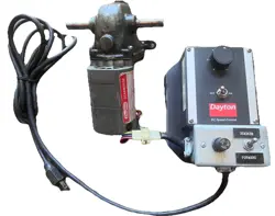 DAYTON DC SPEED CONTROL & GEAR MOTOR  SPEED CONTROL #4Z527E & MOTOR #2Z798B