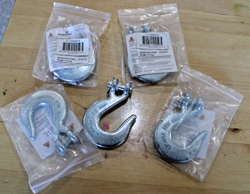 QTY 5 NEW DAYTON 1DNB3A  1/4 IN. CLEVIS SLIP HOOK FORGED STEEL 2600 LB G43