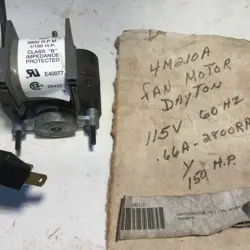 DAYTON FAN AND BLOWER MOTOR 4M210A BRAND NEW RPM 2800 V:120 HP 1/150 TESTED