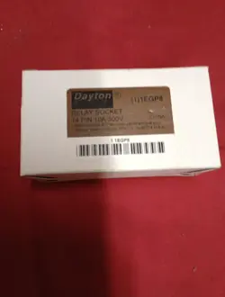 NEW DAYTON 1EGP8 RELAY BASE SOCKET 14 PIN 10A 400V