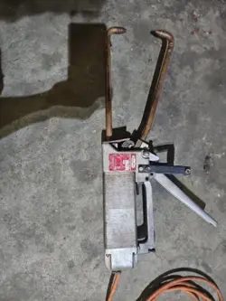 DAYTON PORTABLE SPOT WELDER