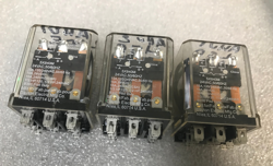 LOT OF 3 DAYTON 5X840M 24VAC 50/60HZ RELAYS