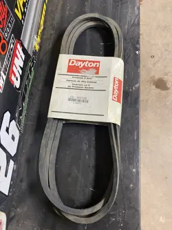 DAYTON: PREMIUM V-BELTS 3X371G