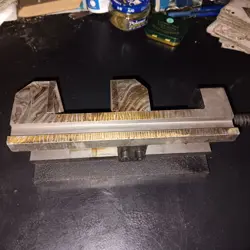 MACHINE VISE