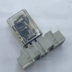 RELAY BASE/SOCKET
