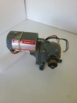 GEARMOTOR MODEL 2Z797