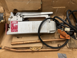 110 VOLTS DAYTON MODEL 2Z543 PORTABLE SPOT WELDER