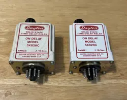 LOT OF 2 DAYTON 5X828C TIME DELAY RELAY 120 VAC, 50/60 HZ 0.1 TO 10 SEC.