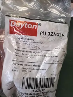 NEW DAYTON 3ZN32A RIGID COUPLING ONE PIECE CLAMP STYLE 1/2