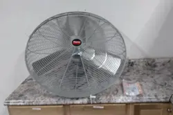 DAYTON 1VCF4 1/2 HP 115VAC 30 IN BLADE DIA STANDARD-DUTY INDUSTRIAL FAN