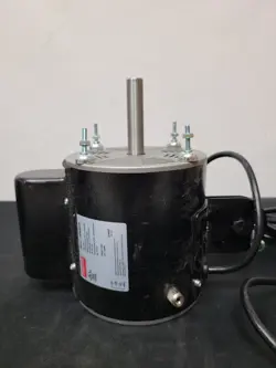 DAYTON MOTOR ASSEMBLY: FOR 1RWB5B, FITS DAYTON BRAND, VE1RWB5MAG NEW