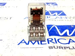 IDEC SR3B-05 15A