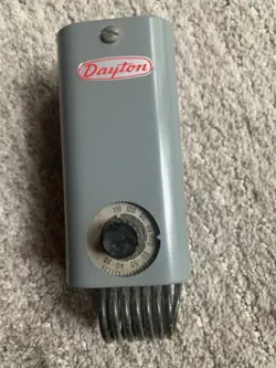 DAYTON LINE VOLTAGE THERMOSTAT 2E206 120/240VAC VENTILATION CONTROL