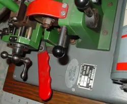 6K402