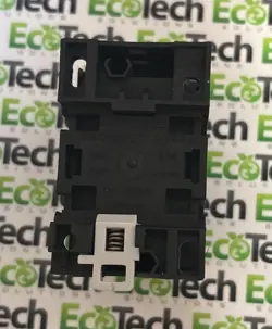 CONTACTOR POLES 24