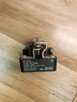 DAYTON ELEC POWER RELAY 3X745E