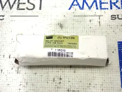 NEW DAYTON 1FC13N 8 PIN 16 AMP 300 VOLT RELAY SOCKET *LOT OF 7 NEW SOCKETS*