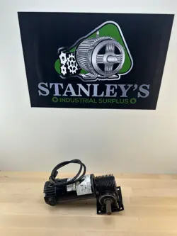 DAYTON 3XA77 GEARMOTOR 1/8 HP 90V