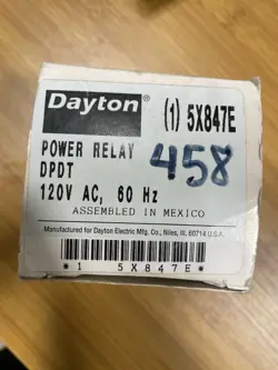 BRAND NEW DAYTON 5X847E POWER RELAY 120VAC 30A 60HZ