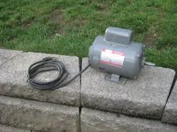 DAYTON 5K683B  ELECTRIC MOTOR 1/2 HP, 115 / 230V, 3450 RPM, 1 PHASE