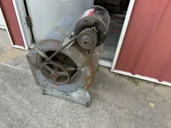 FAN WITH BELT