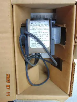 NEW DAYTON 4M074A FAN&BLOWER MOTOR 1/70HP 230V 3000RPM