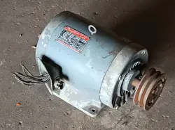 DAYTON 2N984-A 3-PHASE GENERAL PURPOSE MOTOR 5HP 1740RPM FRAME 215 220/440V