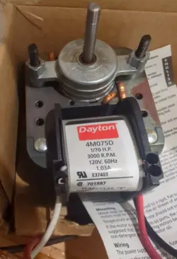 DAYTON FAN AND BLOWER MOTOR 4M075D NEW IN BOX