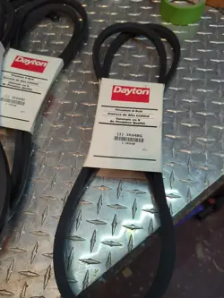 DAYTON 3X611G V BELT B90, NEW