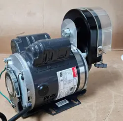 GREYLOR CO. MODEL 200 PERISTALTIC PUMP DAYTON 30PT55 1/3 HP MOTOR 115V 230V !  H